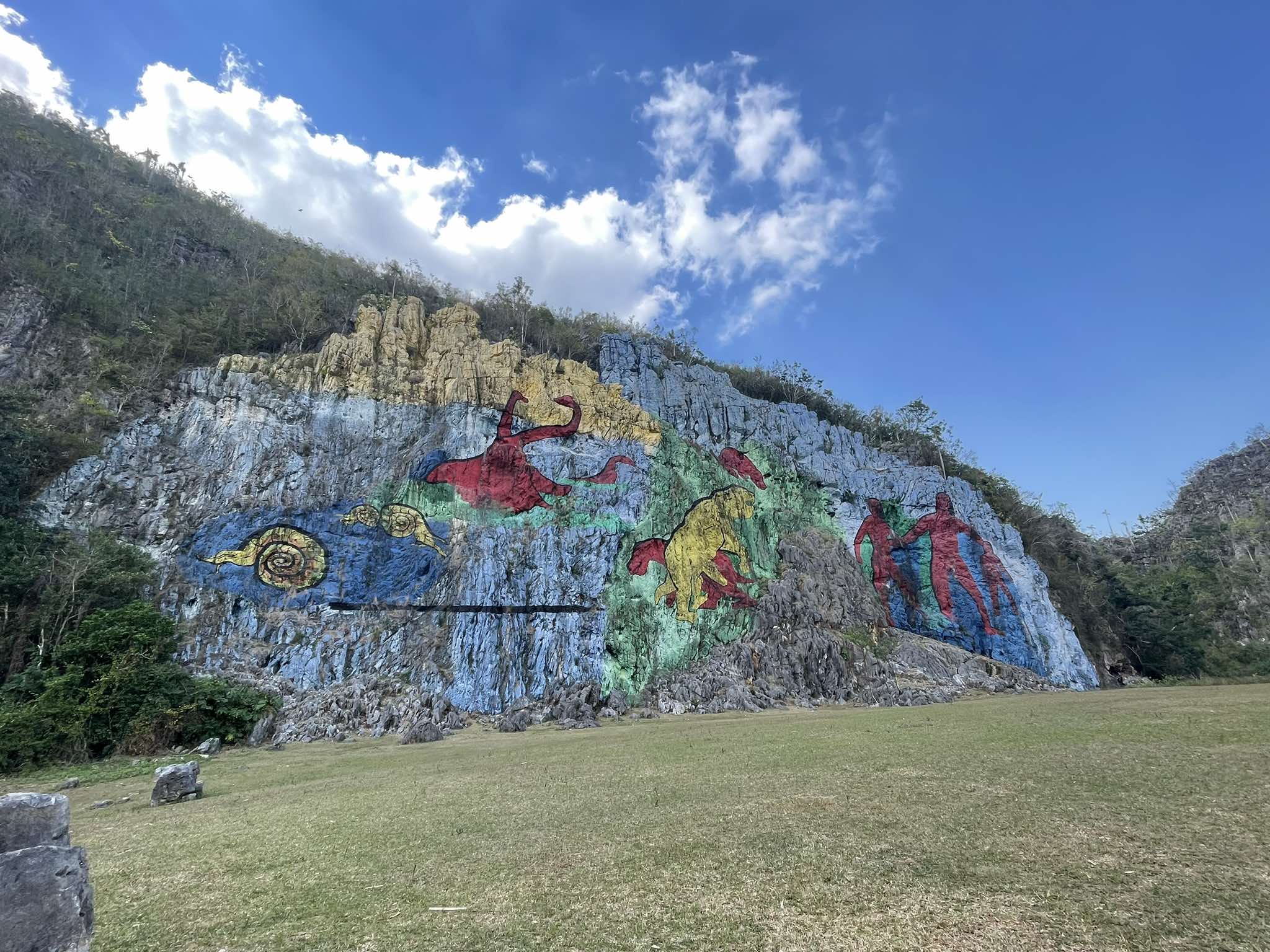 Bức tranh đá thời tiền sử - Vinales